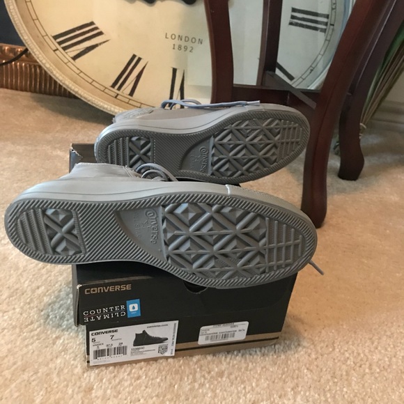 Converse Hi-Tops - Picture 6 of 8